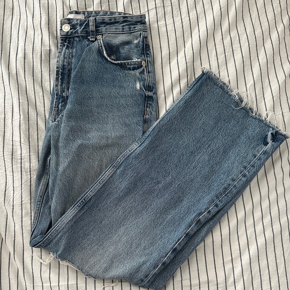 Zara High-Rise wide leg Jeans
